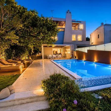 Magnifica - Private Pool, Elevator & Sea View Villa *